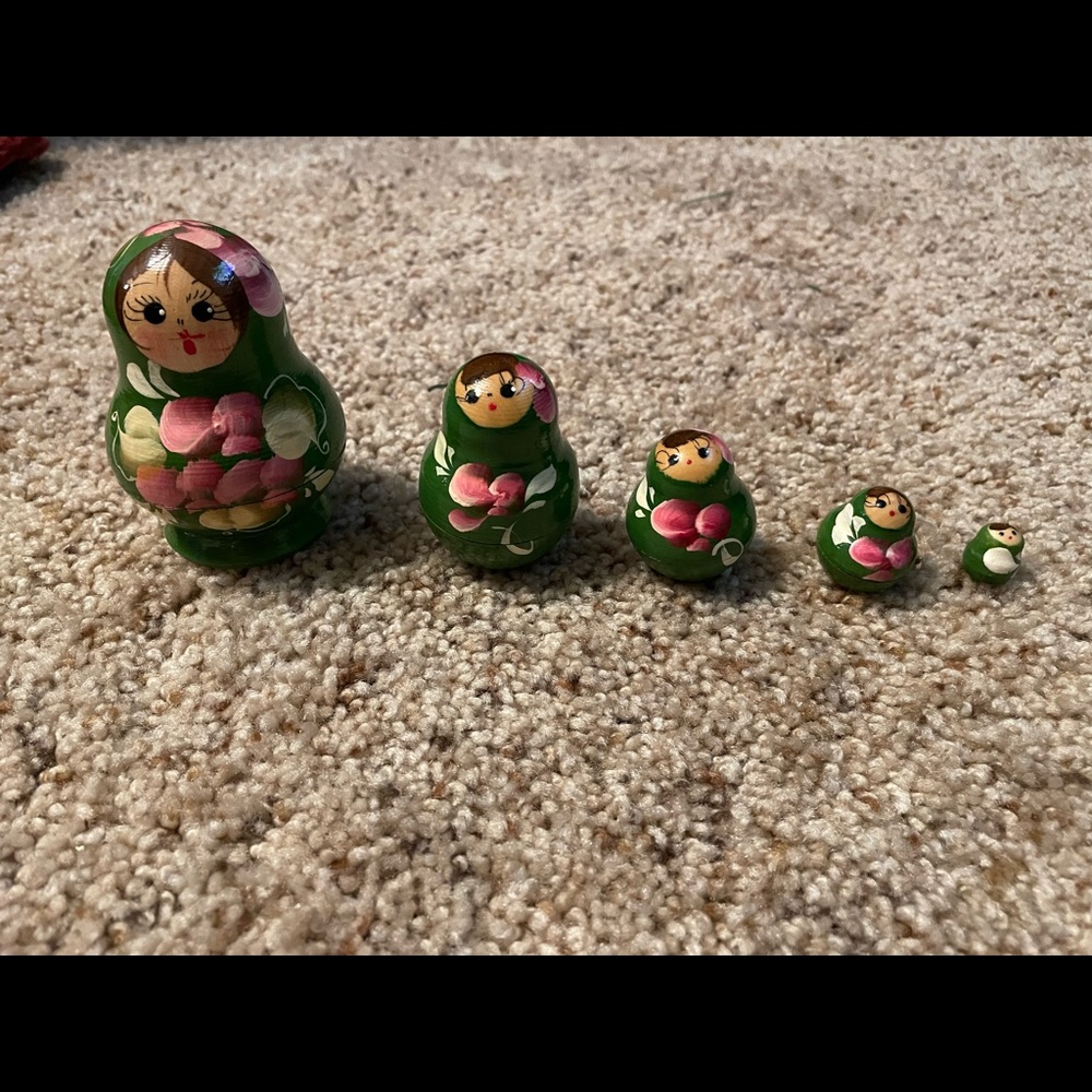Vintage Nesting dolls
